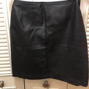 Casual corner size 2 leather mini skirt